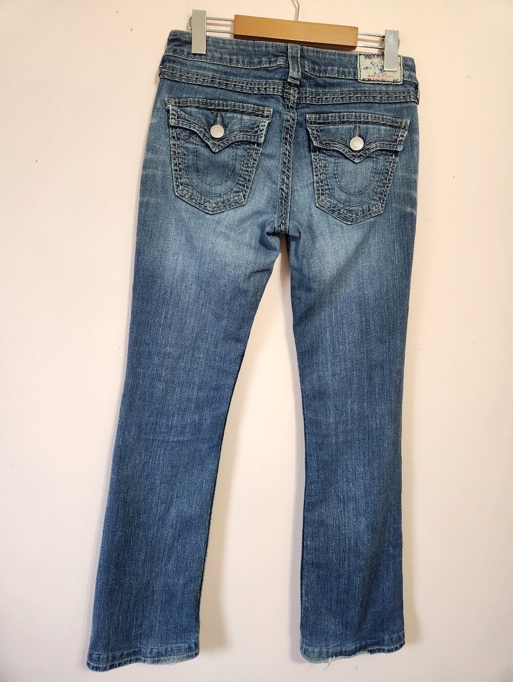 True Religion Y2K Thick Stitch Flap Pocket Bootcut Jeans Medium Wash Size 28 - Picture 3 of 11